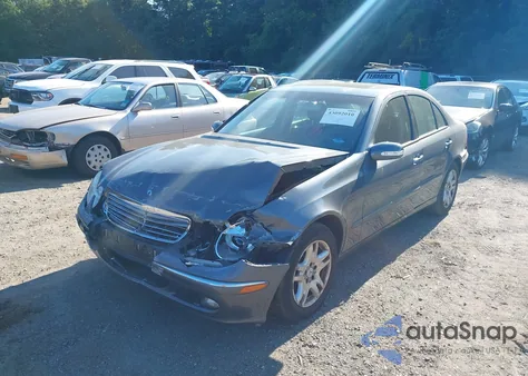2005 Mercedes-Benz E 320 из США, поврежденный, VIN WDBUF65J25A684408